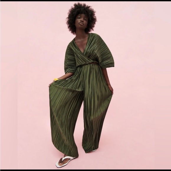 NEW Zara RARE 2 Piece Satin Pleated Green Wide Leg Co Ord Outfit Small 4886/270 - Picture 6 of 6